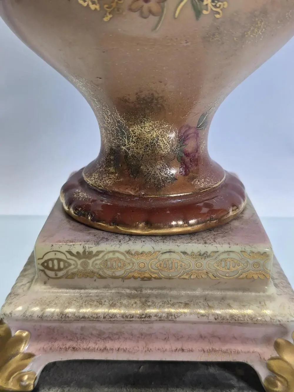 Vintage Beckwith China Hand Painted Floral Porcelain Table Lamp Gilt
